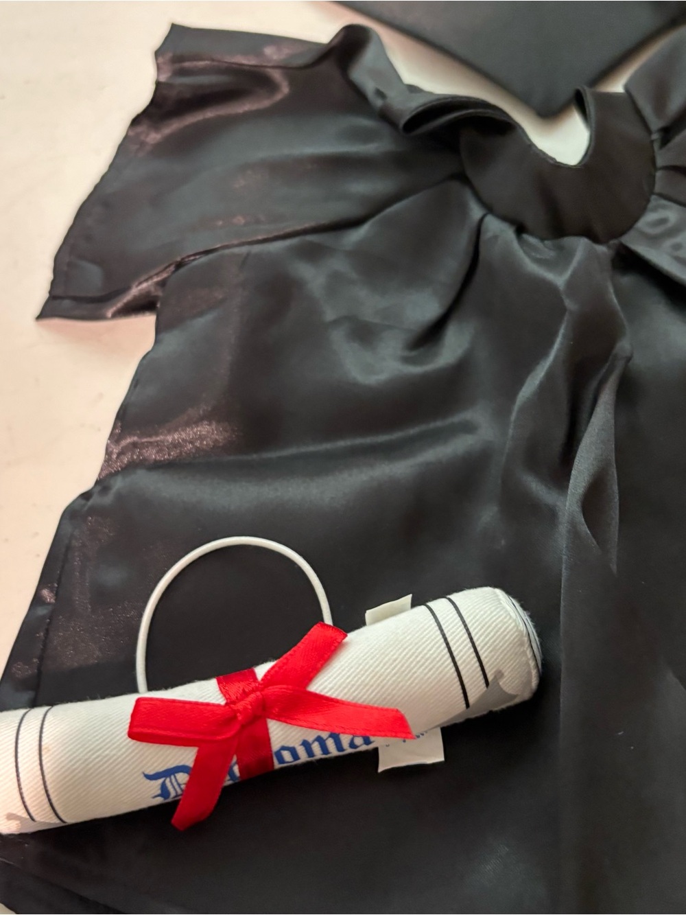 Black Graduation Robe Set with Cap and 'Class of 2011' Sash. Build a bear outfit - Picture 2 of 5